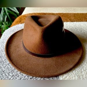 NWT Brown Women’s Scala Classic Hat - Four Seasons Felt